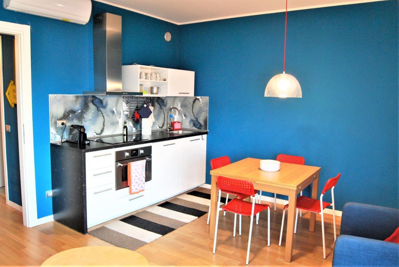 Modern & Bright Flat - 2 Min From The Sea Apartment Savona Exterior photo